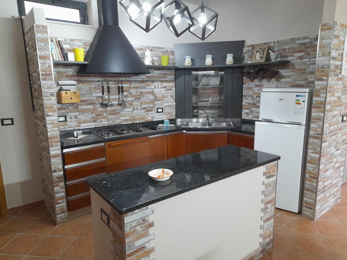 Casa Vacanze A 2 Minuti Dal Mare Avola Buitenkant foto